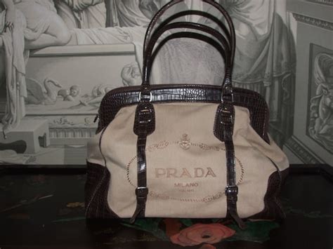 harga tas prada milano dal 1913|Prada Milano 2024.